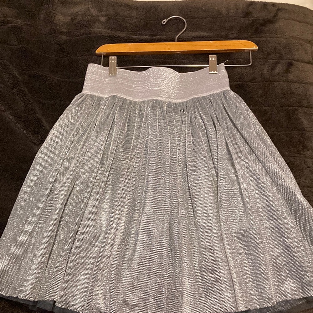 High waist band skirt